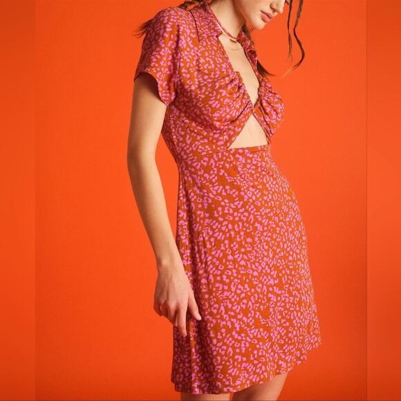 NEW Free People Marsaliie Mini Dress Short Sleeve Cutout Tie-Wast Womens M $128 - Picture 1 of 10